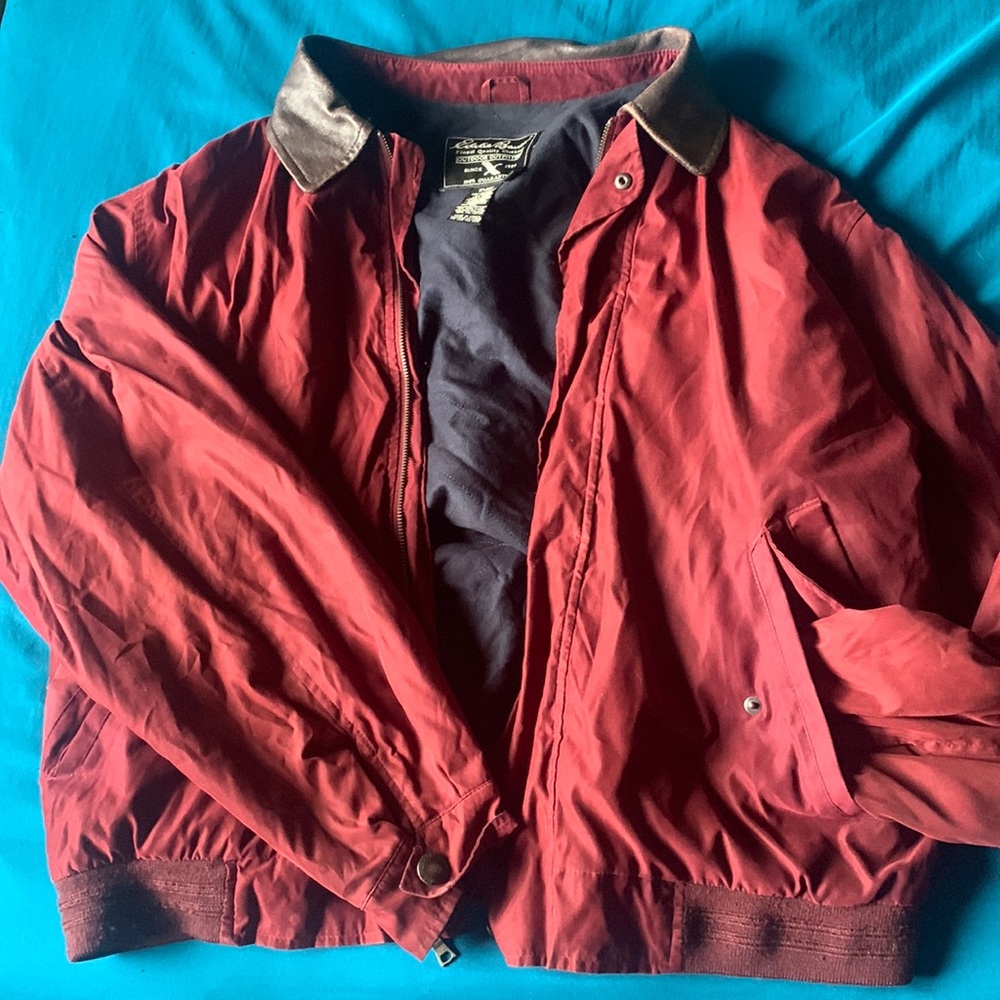 bomber maroon jacket with leather collar